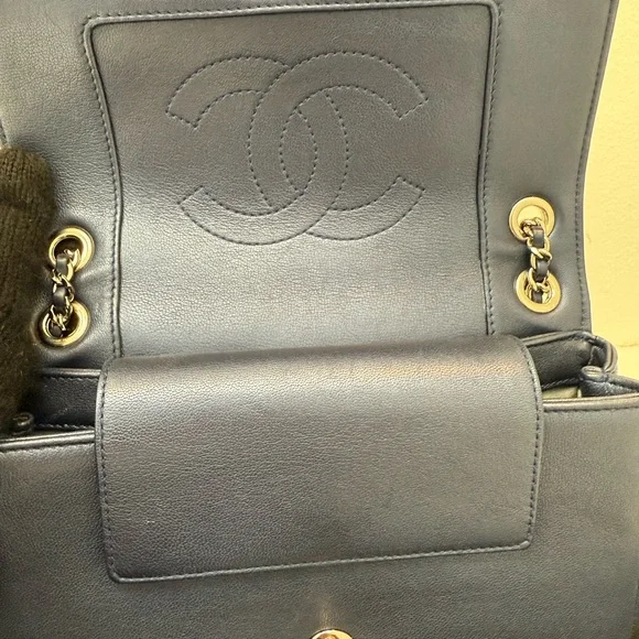 CHANEL Sheepskin Quilted Small Dark Navy Mademoiselle Double Flap Bag - Picture 4 of 14